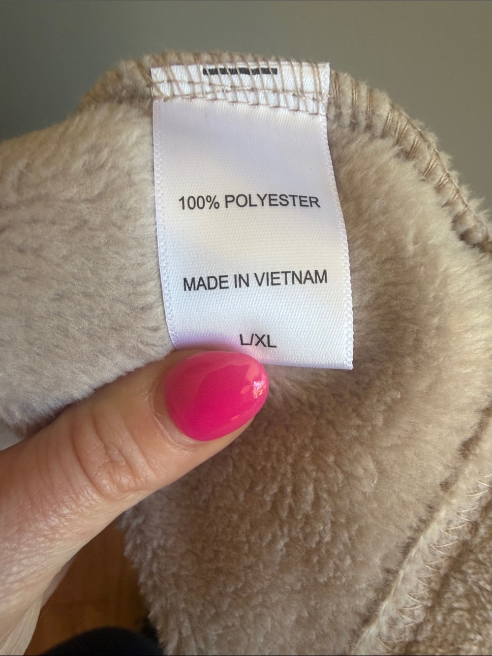 Plush Collar Bath Robe in Light Taupe - Picture 4 of 4